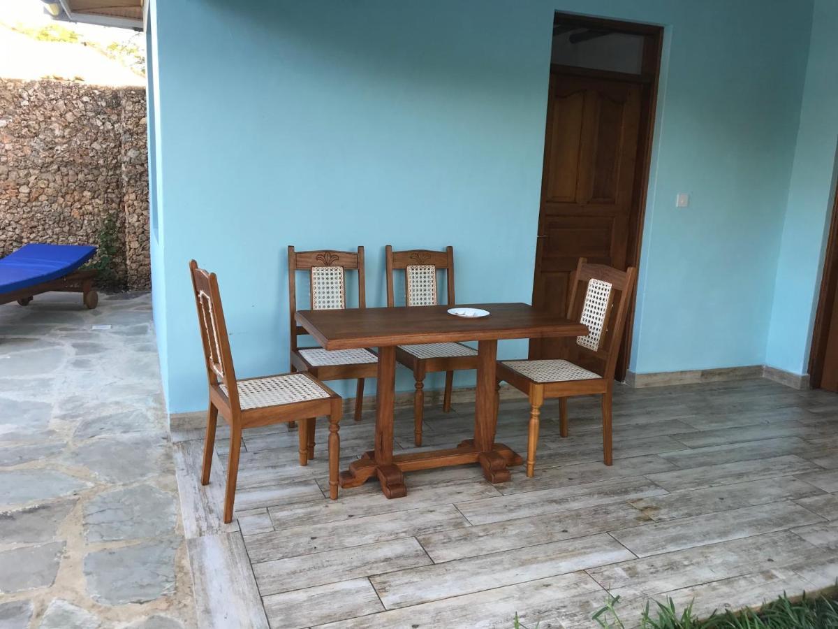 Lions Home Praia de Diani Exterior foto