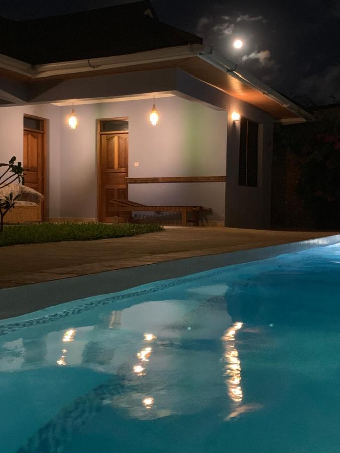 Lions Home Praia de Diani Exterior foto