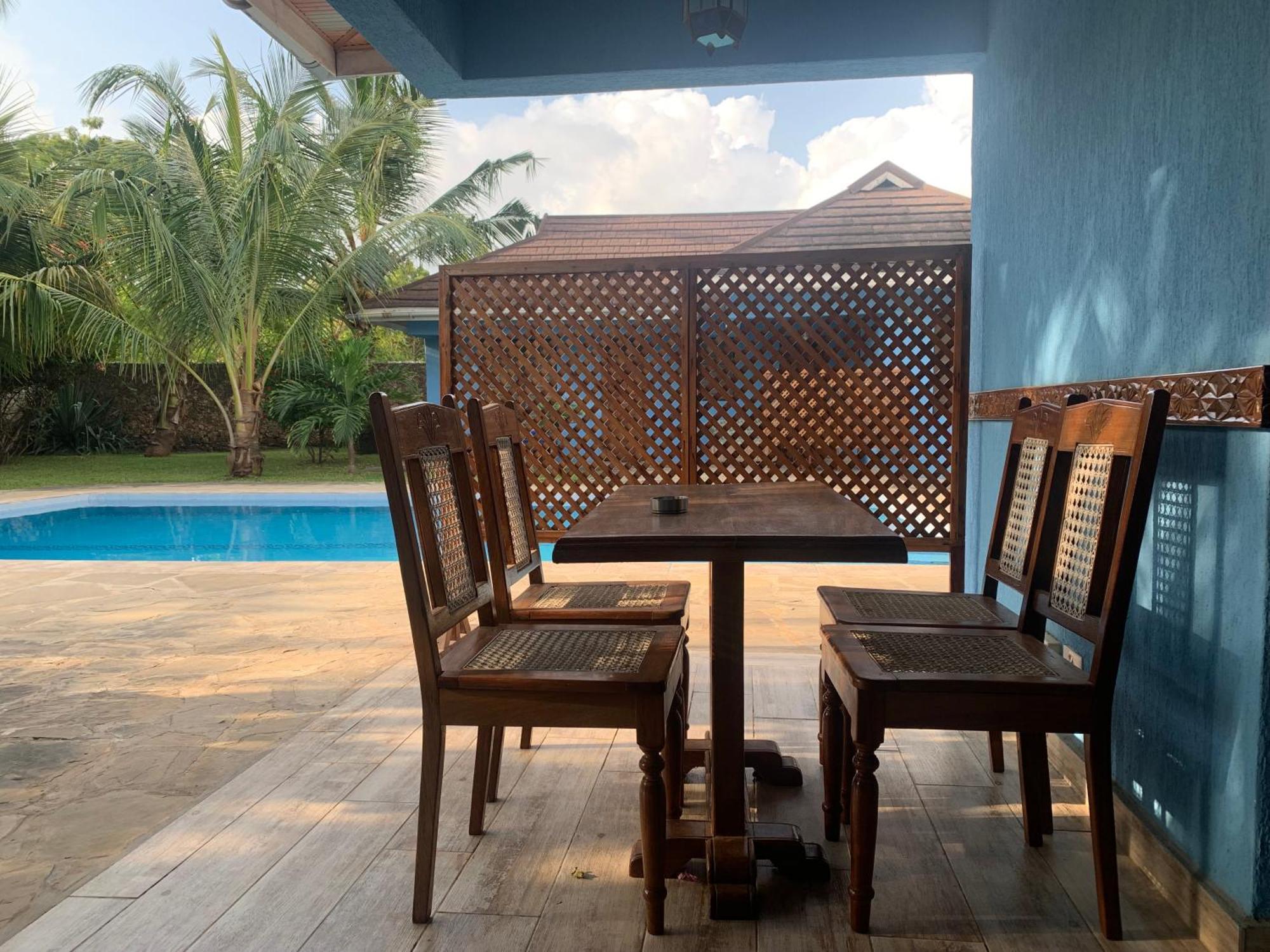 Lions Home Praia de Diani Exterior foto